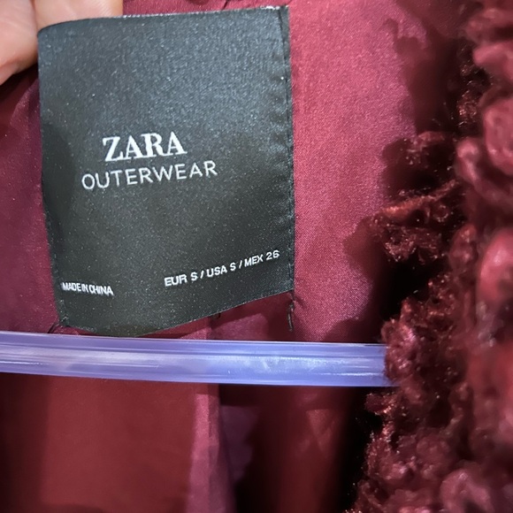 Zara Women's Deep Red Teddy Jacket - Picture 4 of 7